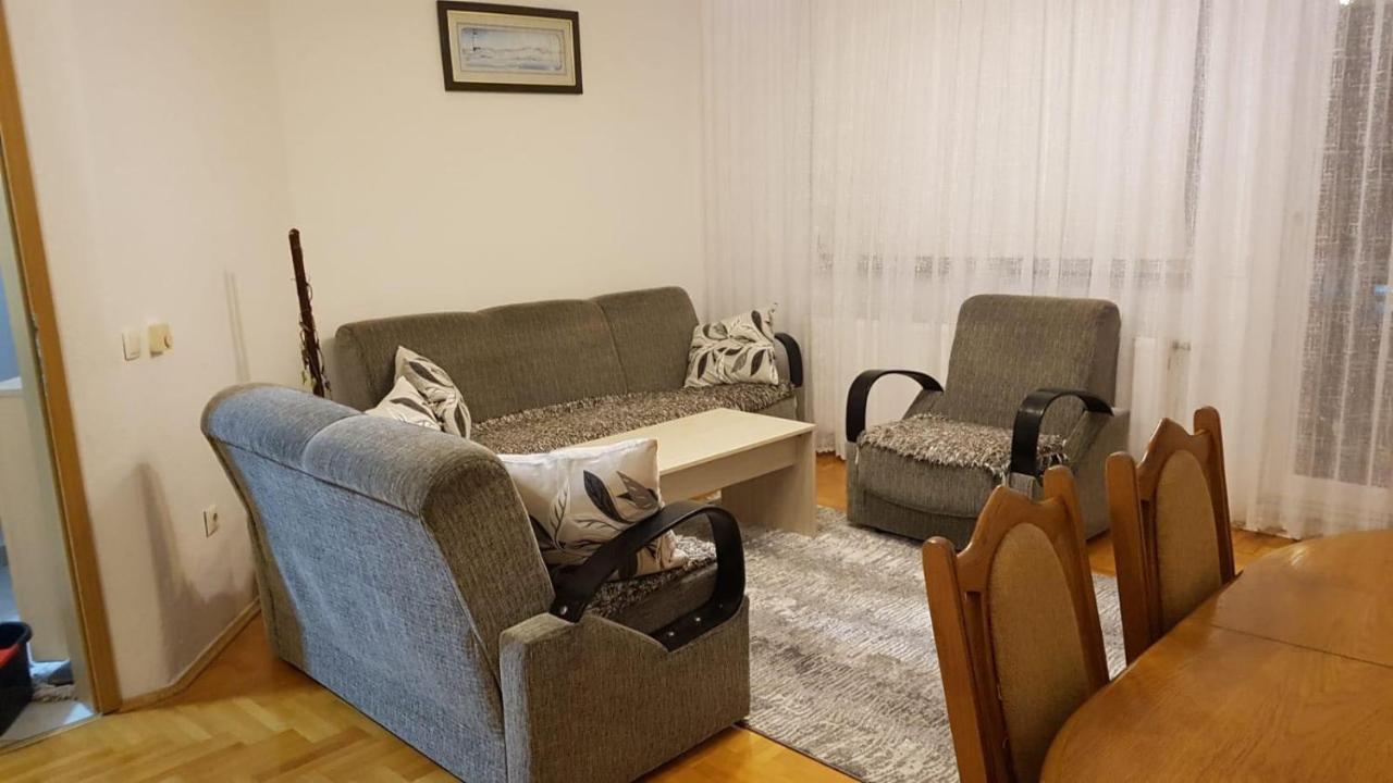 Redon Apartment Пристина Екстериор снимка