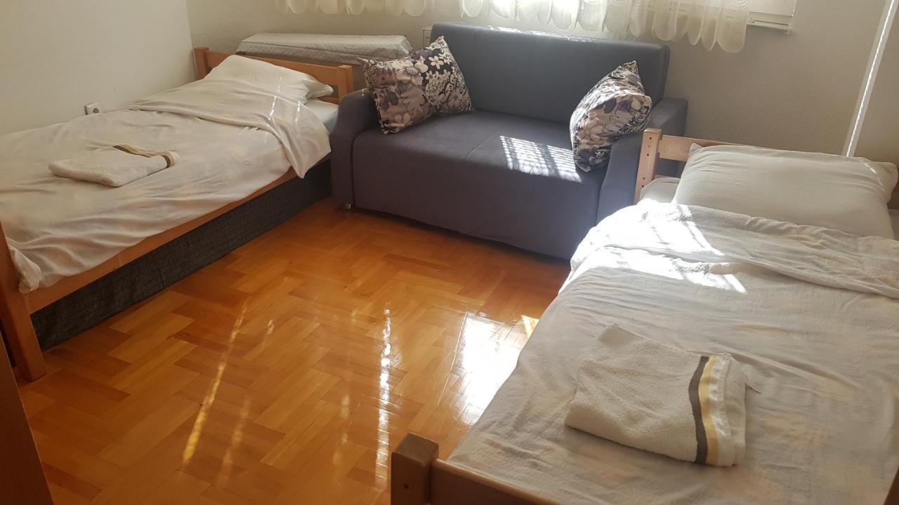 Redon Apartment Пристина Екстериор снимка