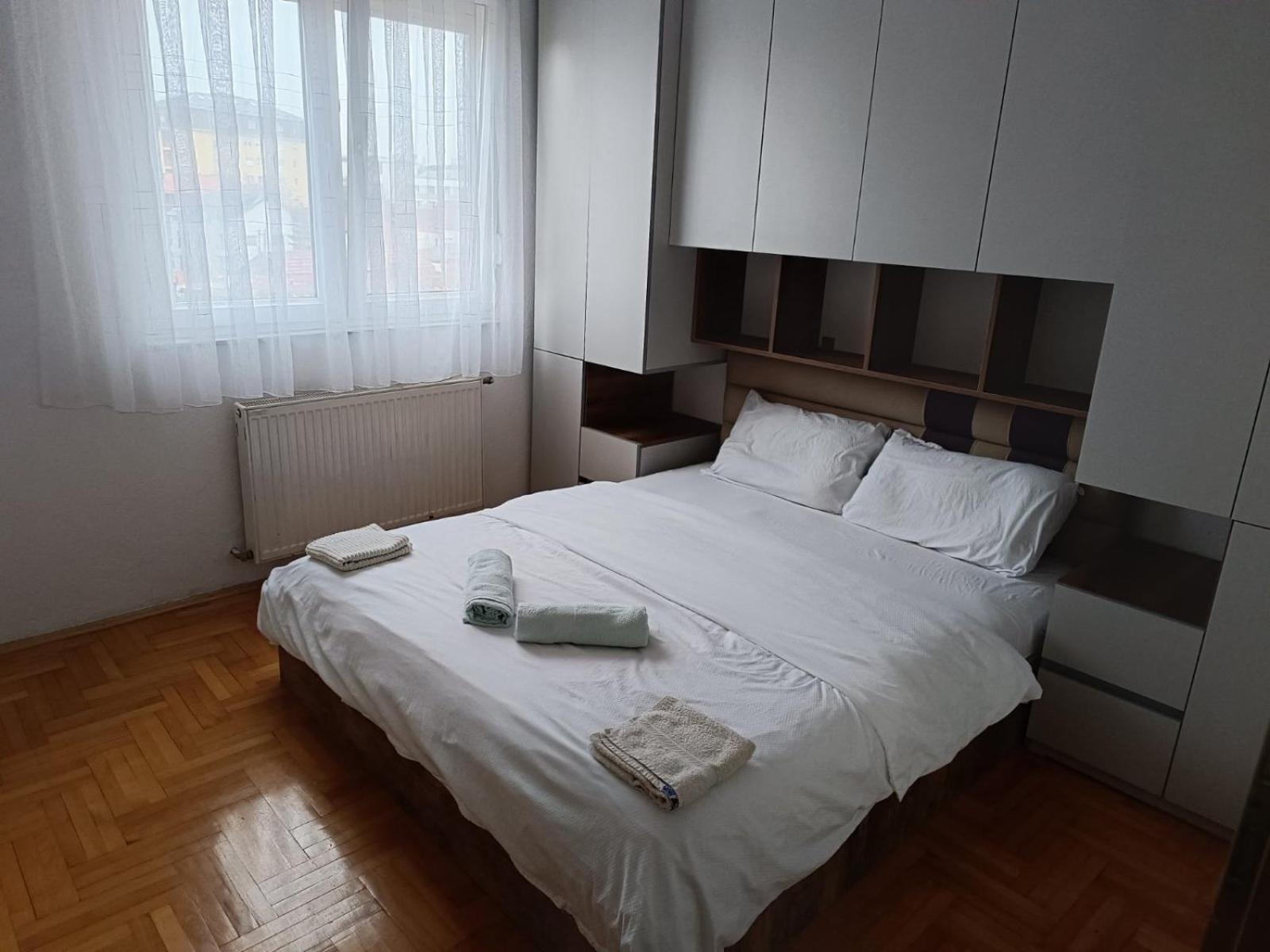 Redon Apartment Пристина Екстериор снимка